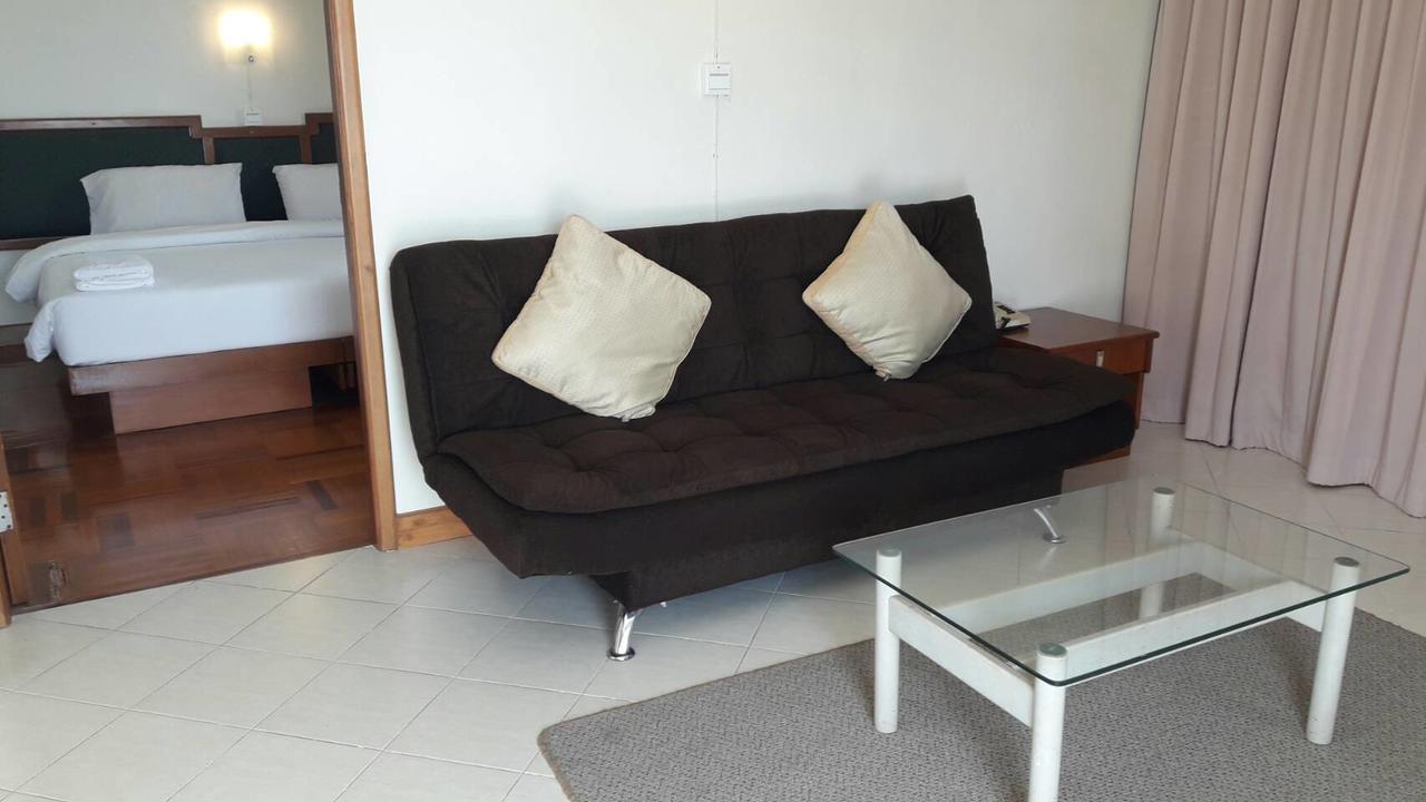 צ'ומפון Paradorn Inn מראה חיצוני תמונה